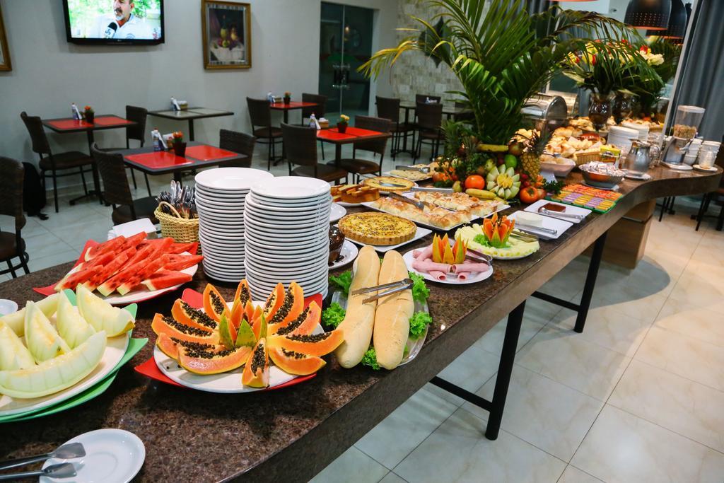 Hotel Larison Economy Pôrto Velho Esterno foto